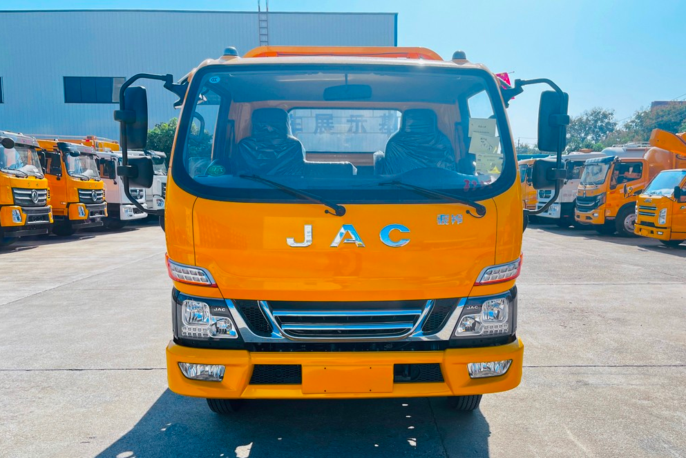 Эвакуатор на шасси JAC Junling V5 под синий номерной знак