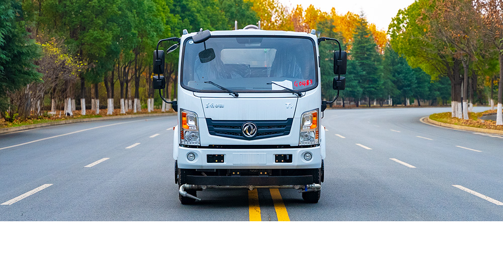 Поливальная машина для озеленения Dongfeng Huashen T1