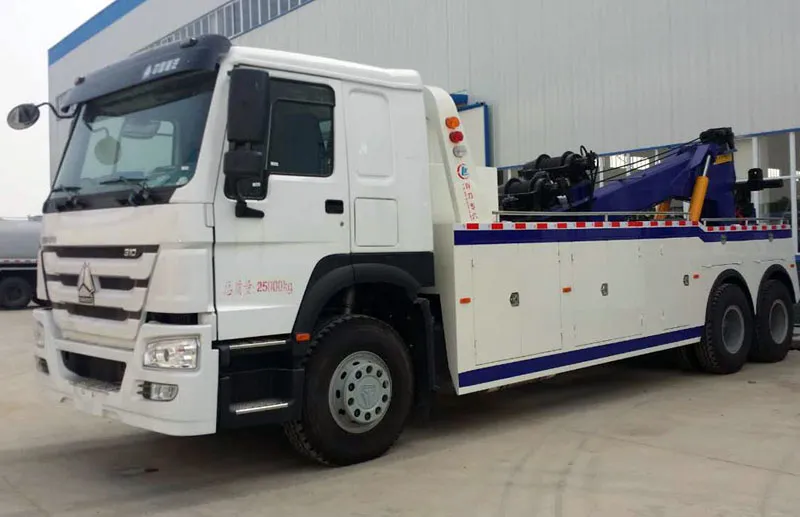 Восемь колесных буксировочных автомобилей для очистки барьеров
