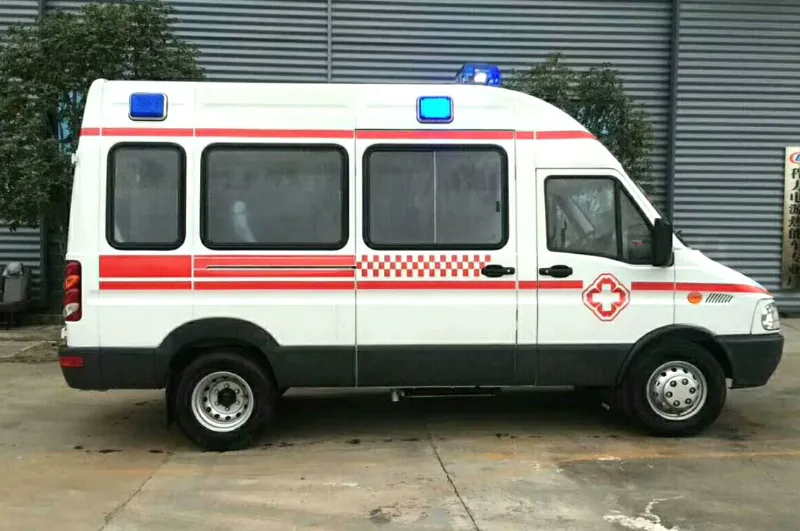 Автомобиль скорой помощи Iveco